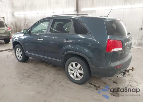 2011 Kia Sorento Lx from USA, damaged, VIN 5XYKTCA15BG121189
